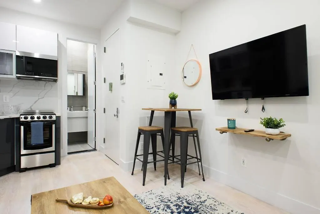 78-4B New Quality 1Br W&D In Unit Skylights Apartment New York 0*,  United States